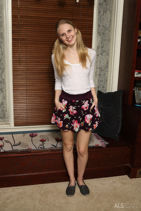 Инна, 21 год, 5 размер груди